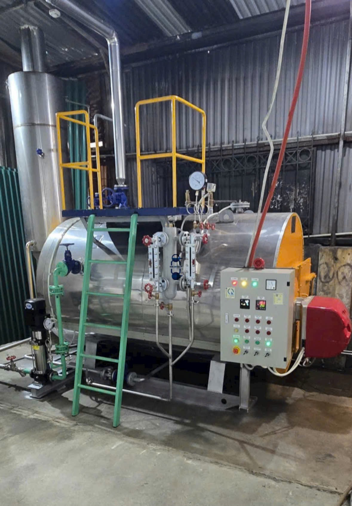 Nồi Hơi Đốt Dầu  Dạng Nằm Thiết Kế Nhỏ Gọn Hiệu Suất Cao Lắp Đặt Tại KCN Trảng Bàng Tây Ninh